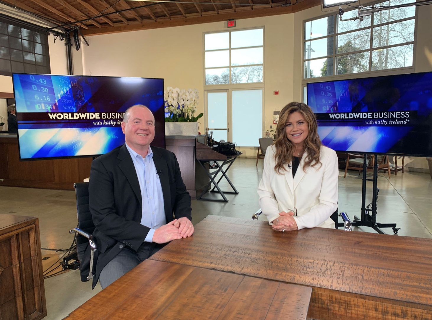 moxiworks ceo york baur on Worldwide Business with kathy ireland®